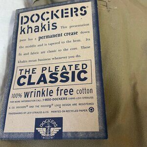 NWT Dockers Khakis The Pleated Classic Mens Sz 52 x 32 Made in USA 100% Cotton